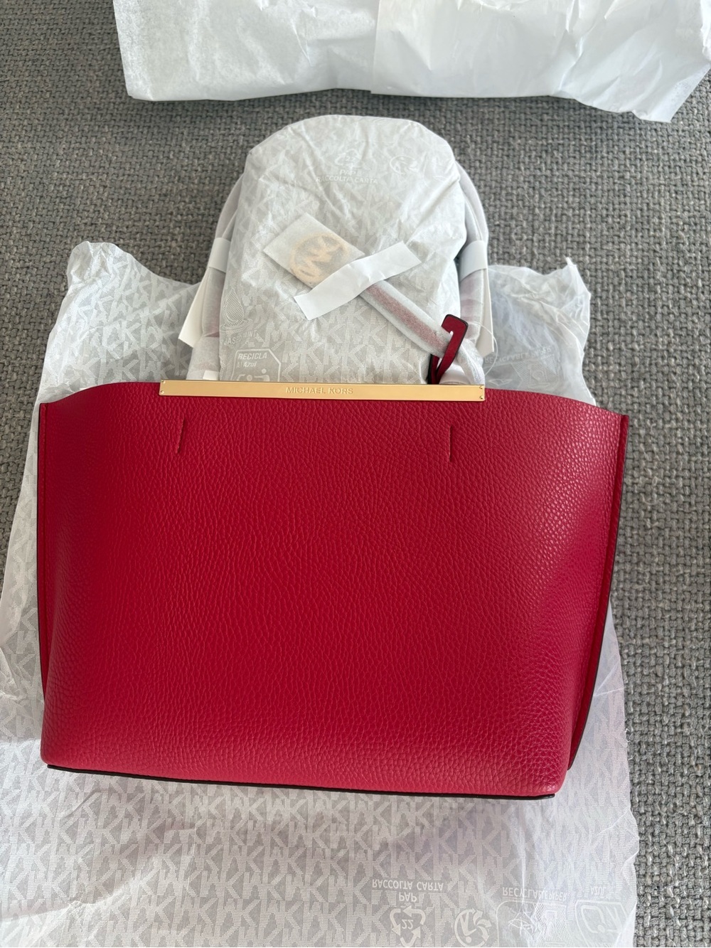 MICHAEL KORS EVELYN SMALL TOTE BAG GOLD HARDWARE - Picture 9 of 10